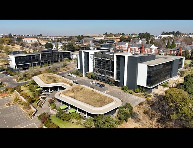 7,000M² OFFICE TO LET IN BRYANSTON